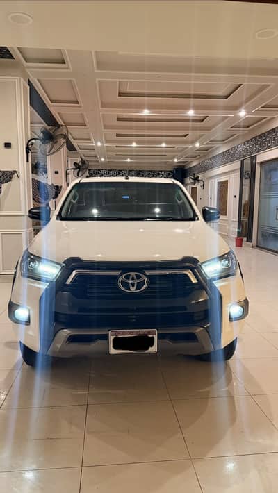 Toyota Revo Rocco 2023