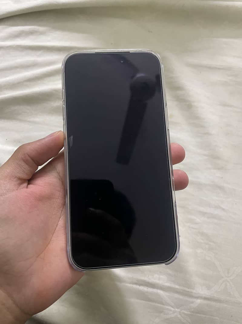 Apple iPhone 17 Pro Max 3