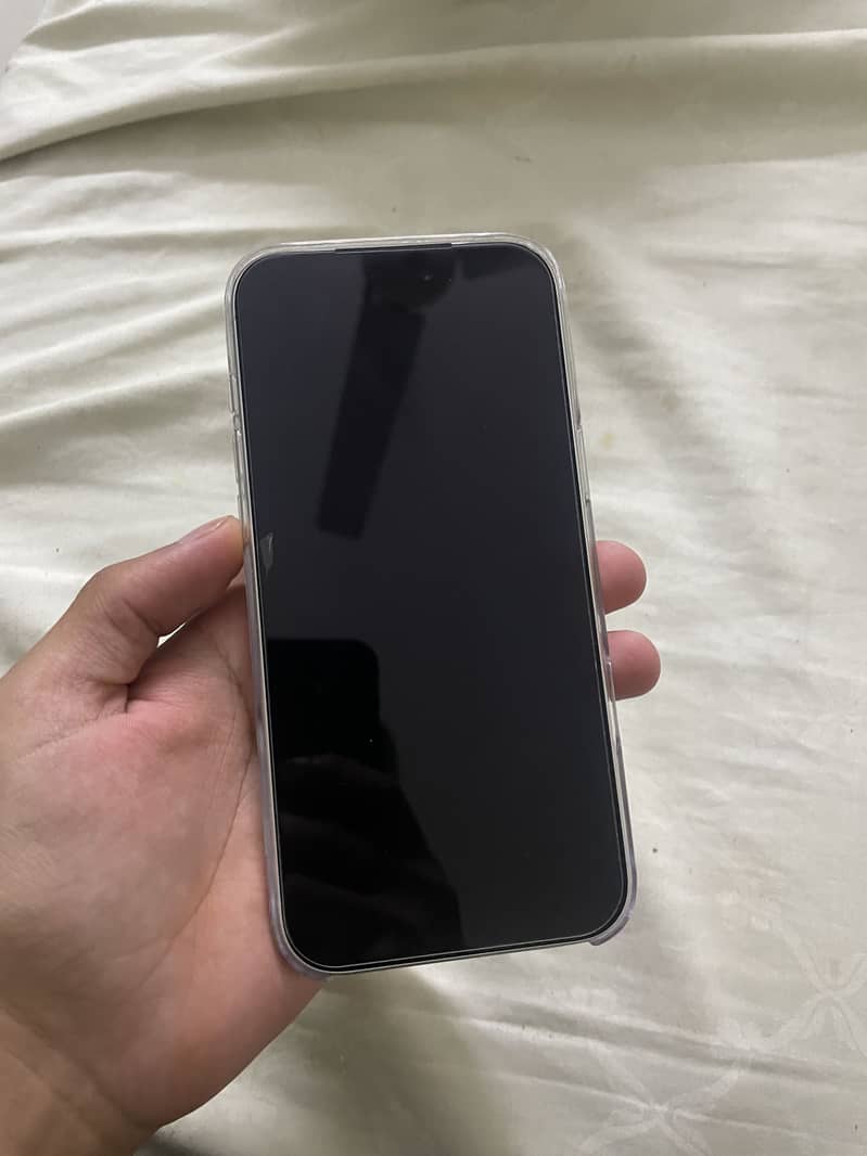 Apple iPhone 17 Pro Max 10