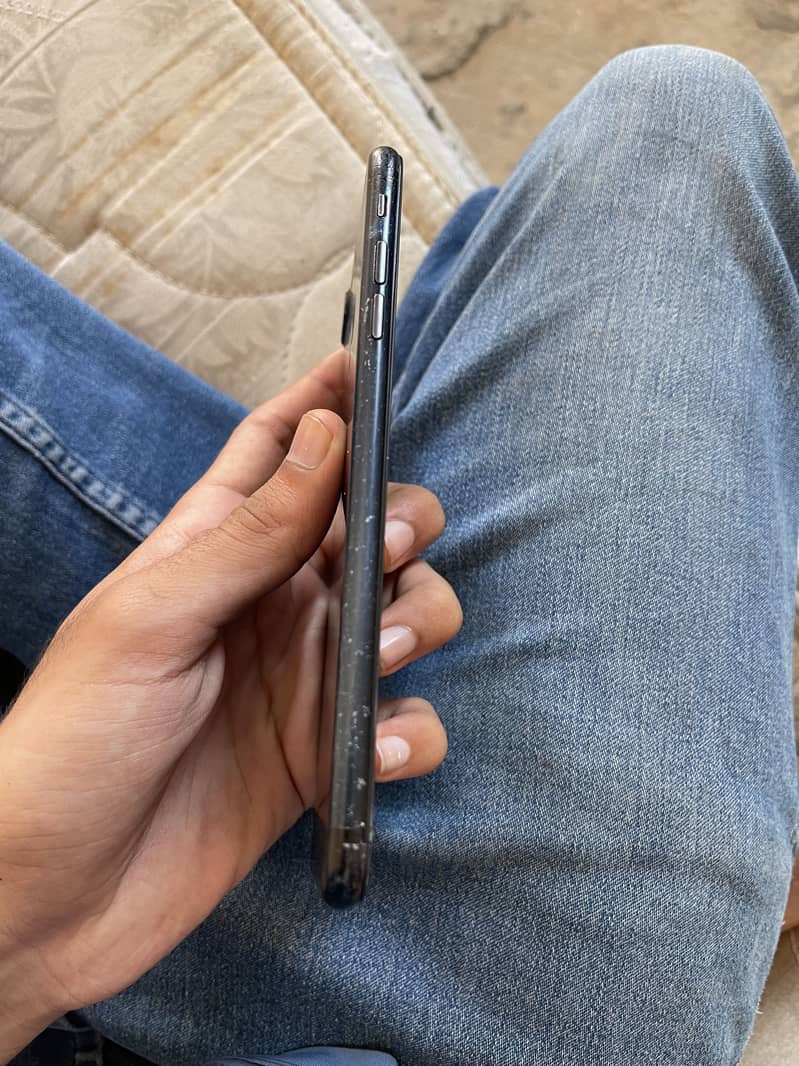 Apple iPhone 7 Plus 2
