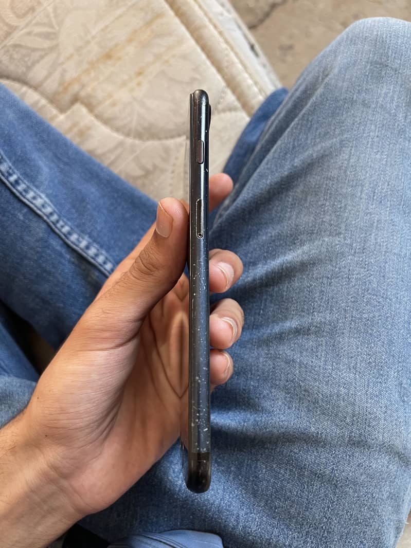 Apple iPhone 7 Plus 3
