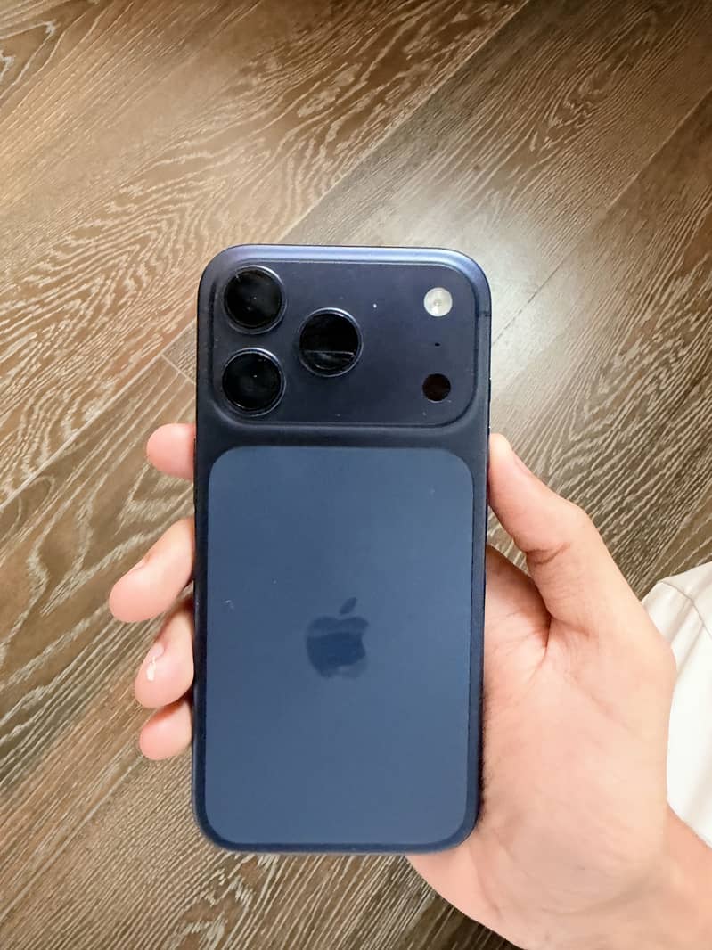 Apple iPhone 17 Pro 2