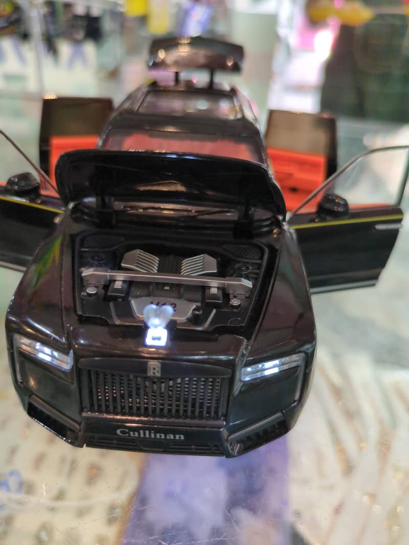 DIE CAST CAR 0