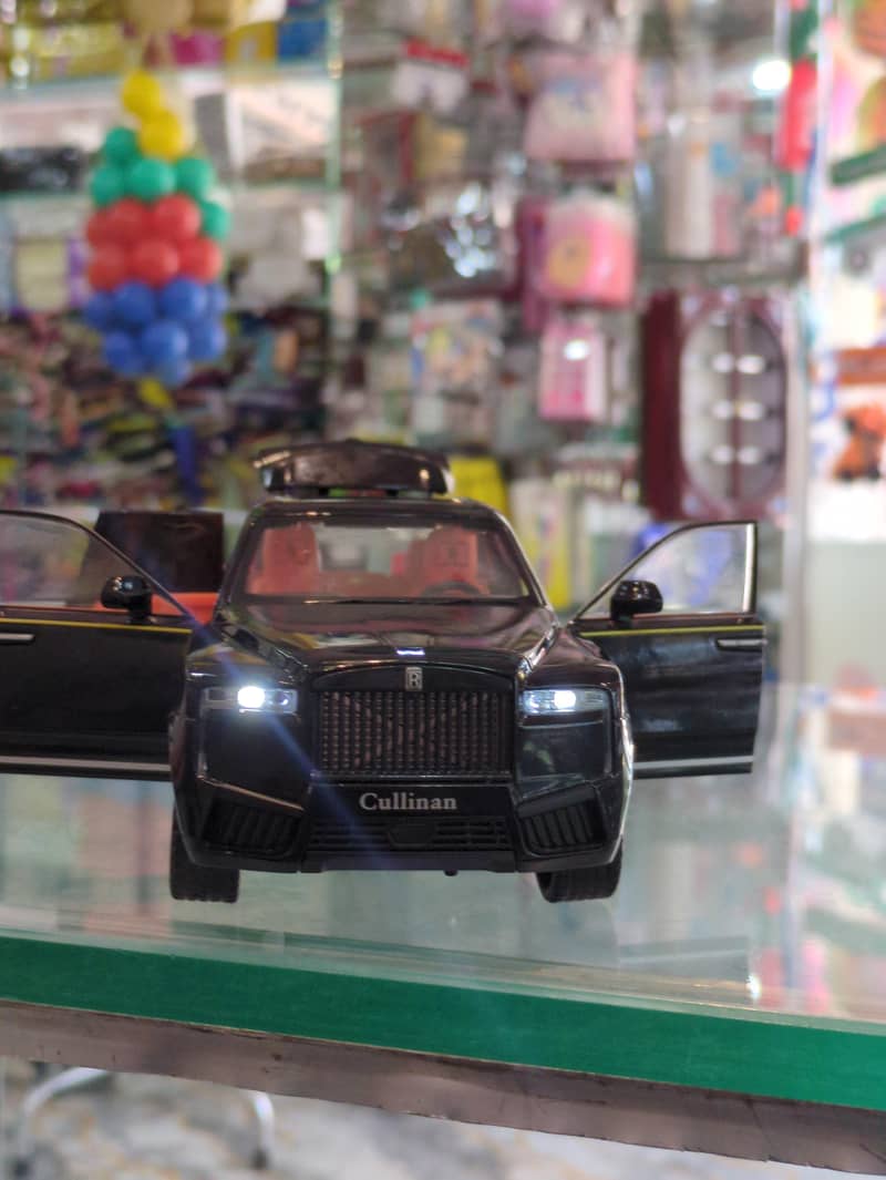 DIE CAST CAR 1