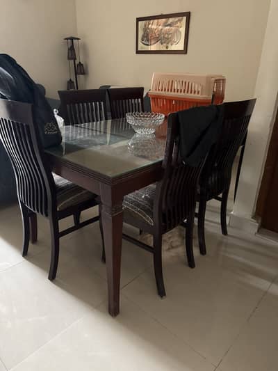 Dining table 6 seats