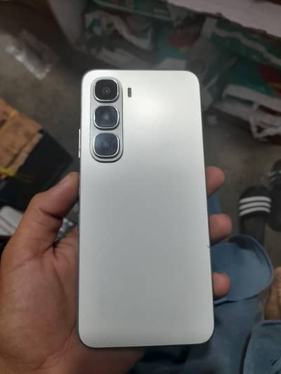 Infinix Hot 60i