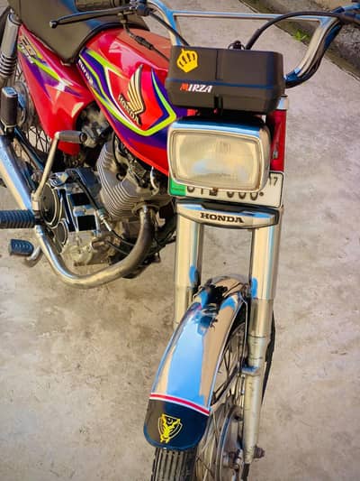 Honda 17 model urgent sale