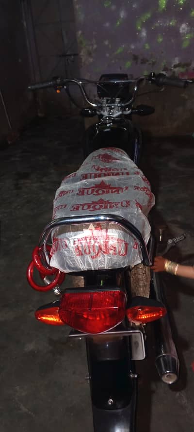 Used Unique 70 Bike for Sale in Karachi