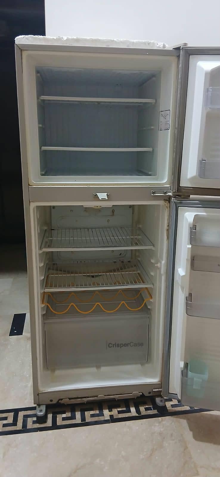 Refrigerator 1