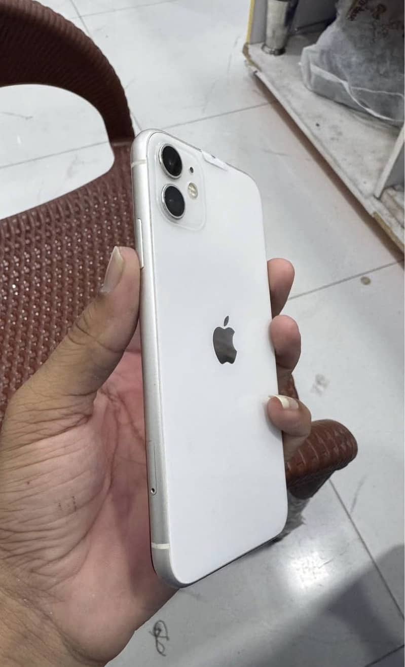 Apple iPhone 11 2