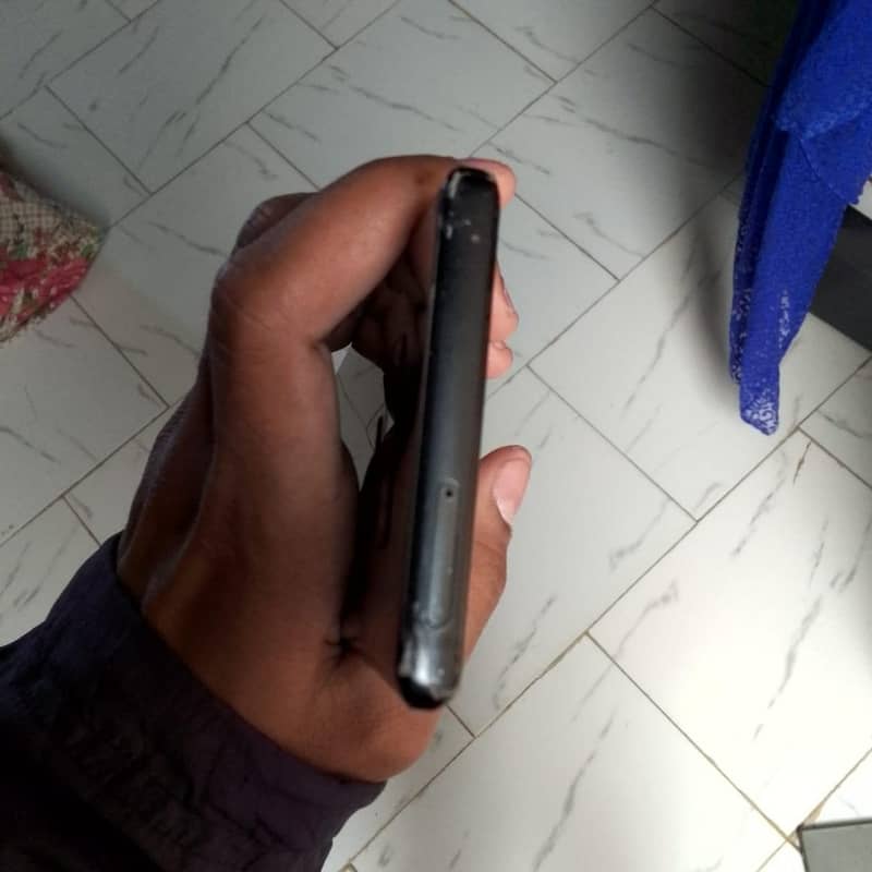 Samsung Mobile Note 9 3