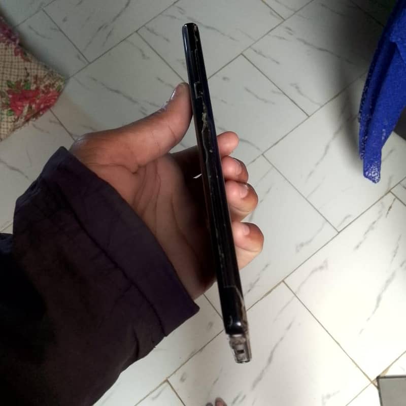 Samsung Mobile Note 9 6