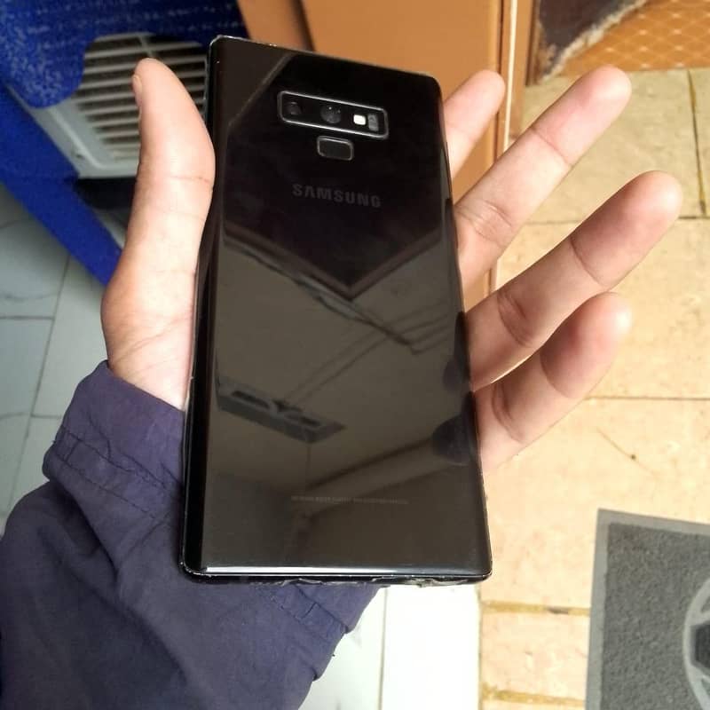 Samsung Mobile Note 9 8