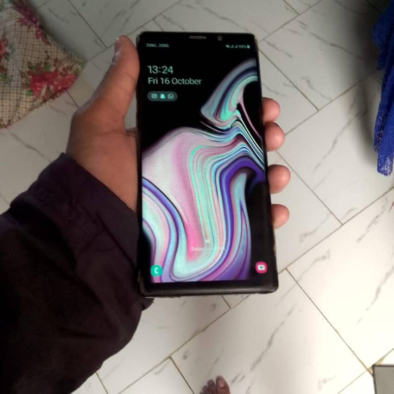 Samsung Mobile Note 9 11