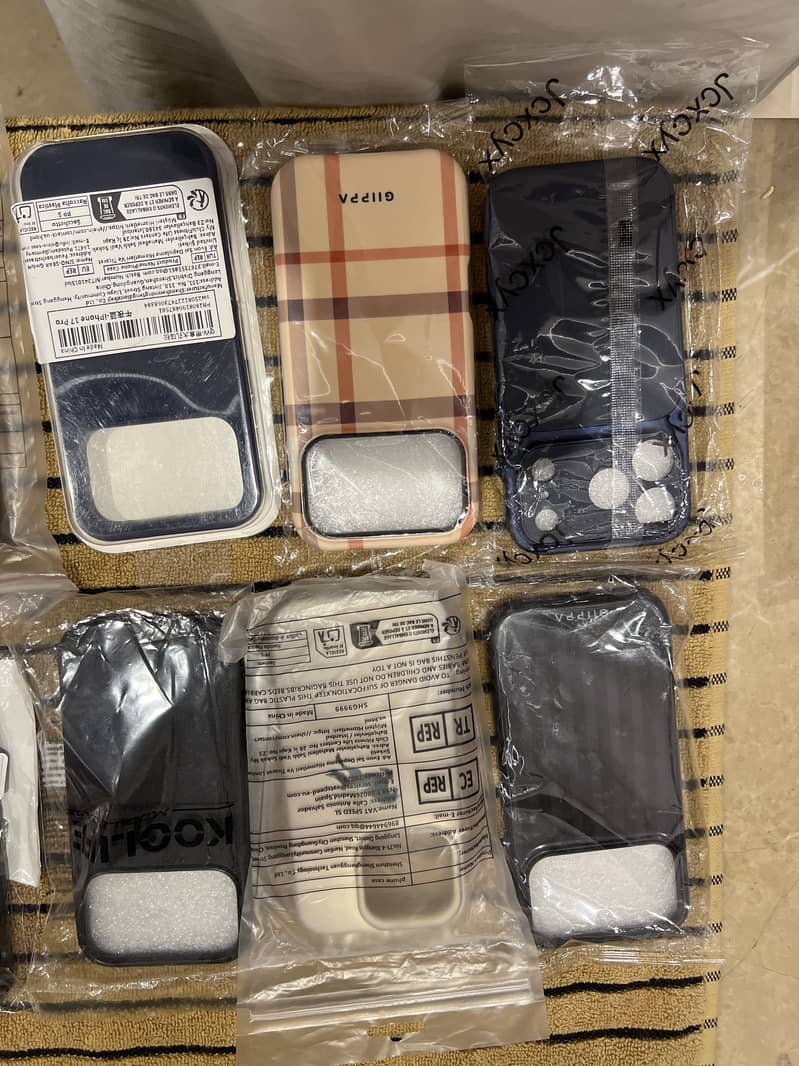 iphone 17 covers 1