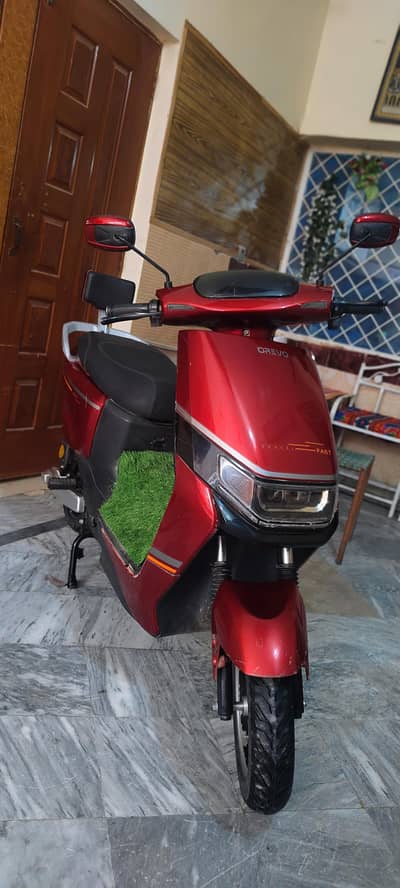 Scooter OREVO 1000 motor Grafin Betri.