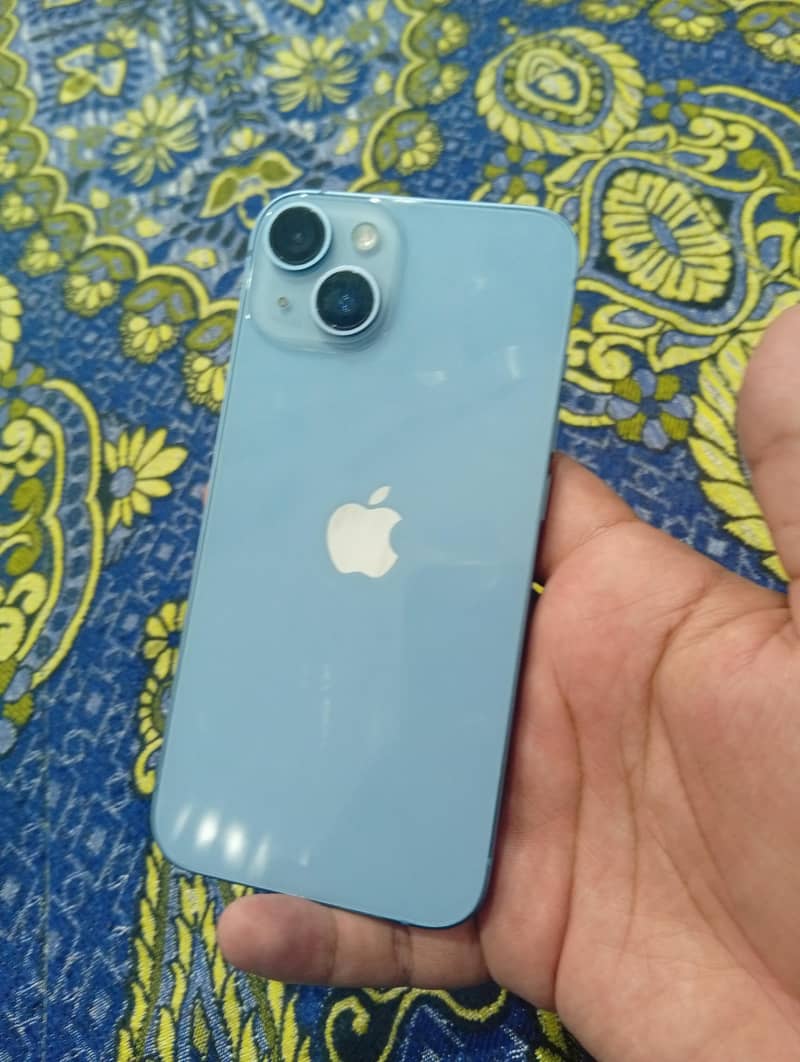 Apple iPhone 14 3