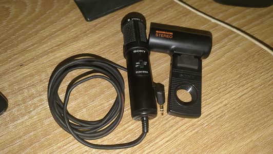 Sony ECM-909A Vintage Stereo Microphone with Original Mount
