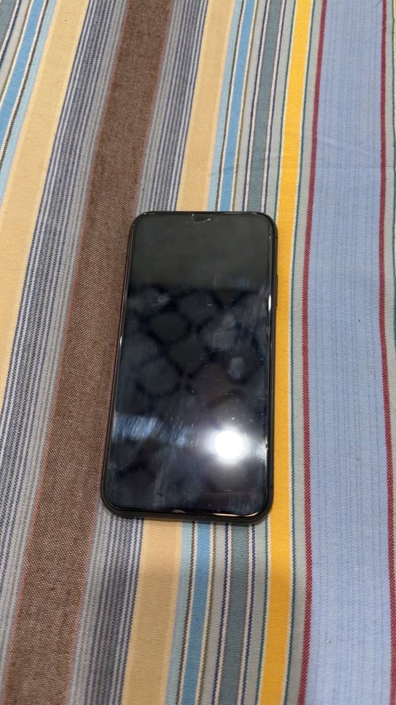Apple iPhone 11 JV 0