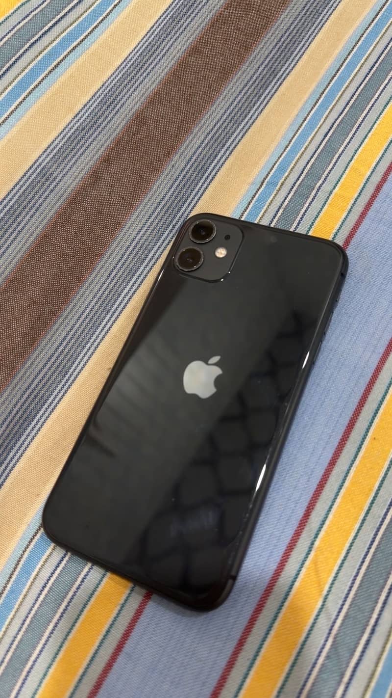 Apple iPhone 11 JV 3
