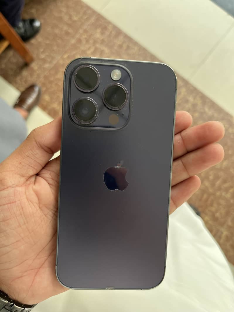 Apple iPhone 14 Pro 1