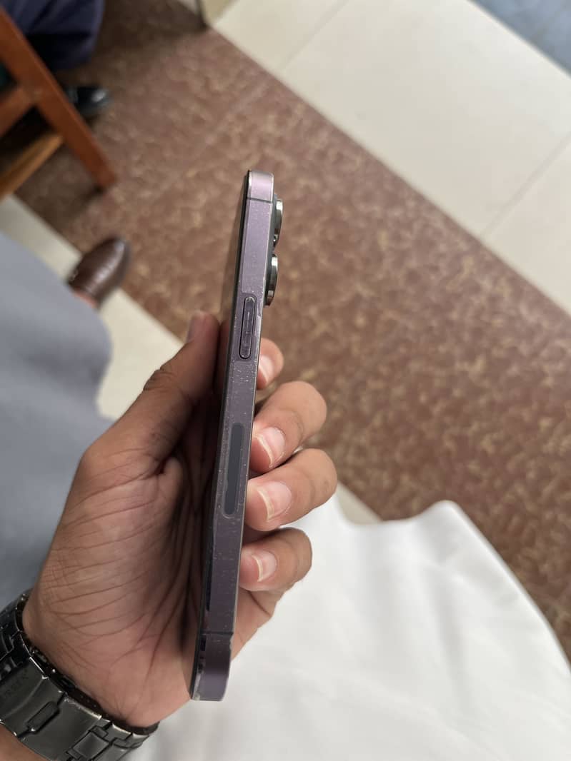 Apple iPhone 14 Pro 3