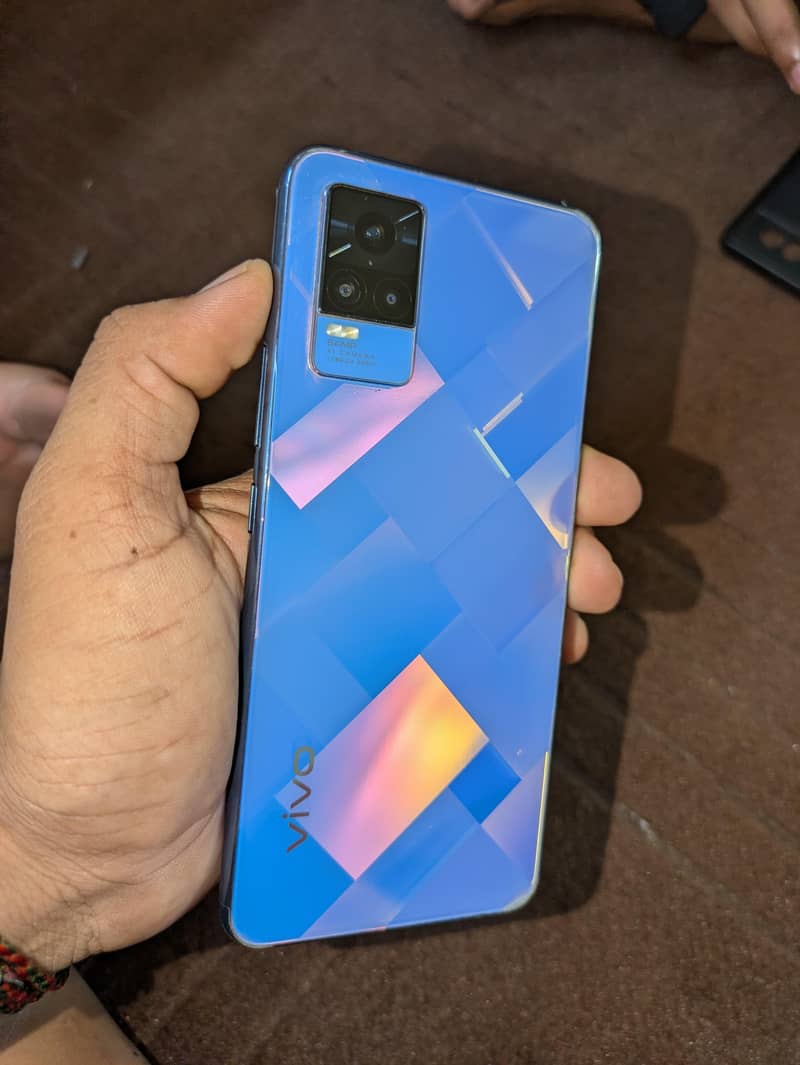 vivo V21e 1
