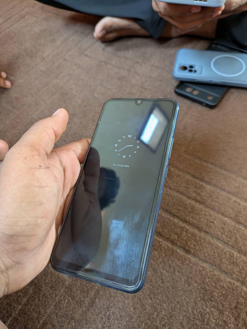 vivo V21e 3