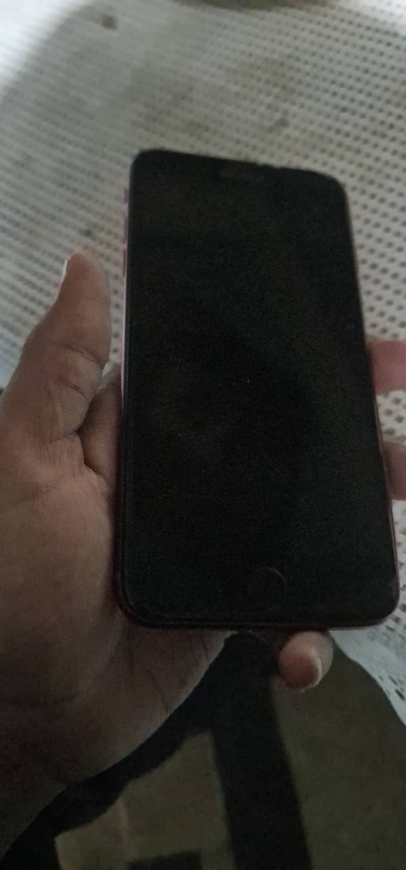 Apple iPhone 8 Plus 2