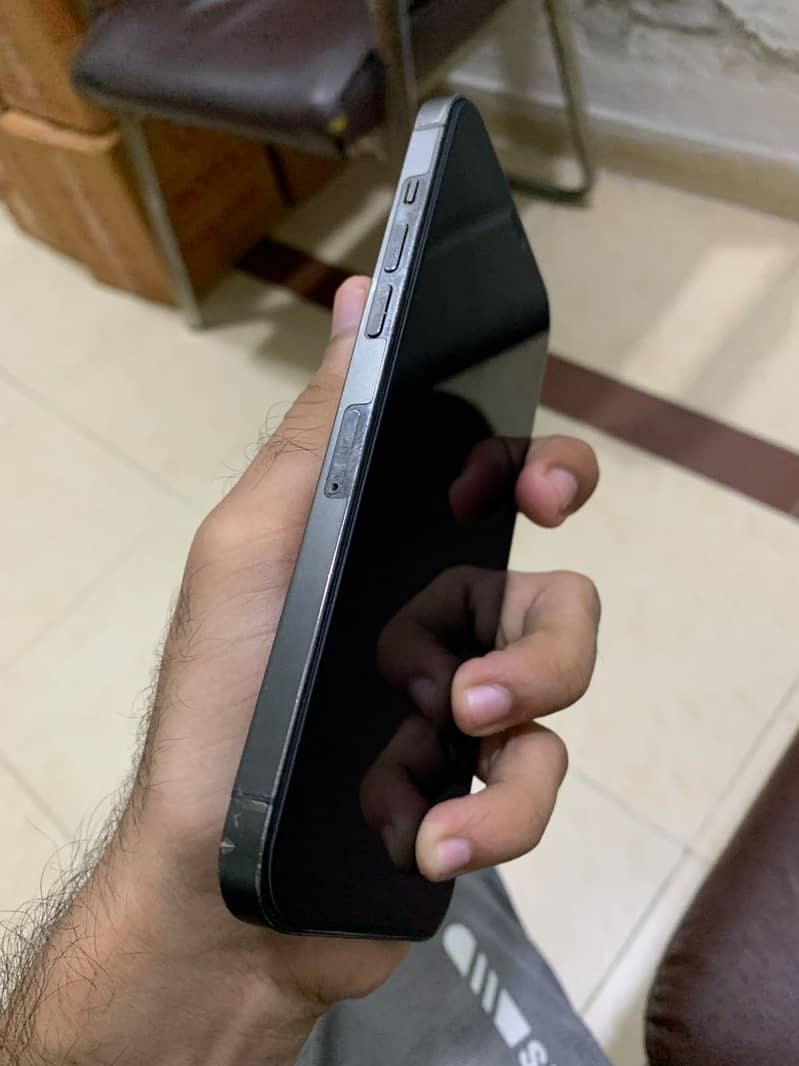 Apple iPhone 12 Pro Max 9