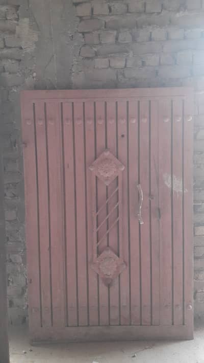 2 x iron door used condition 10/10