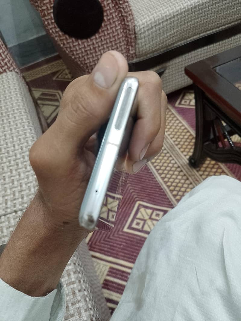 Google Pixel 7 Pro 4
