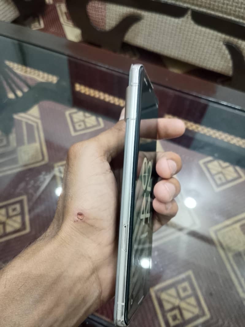 Google Pixel 7 Pro 6