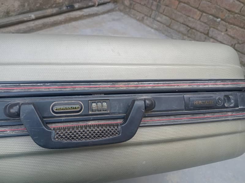 suit case 5