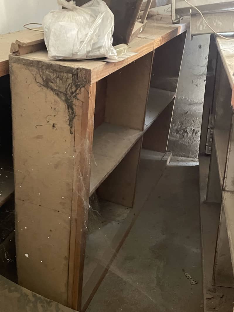 Display Corner & Cabinet 7