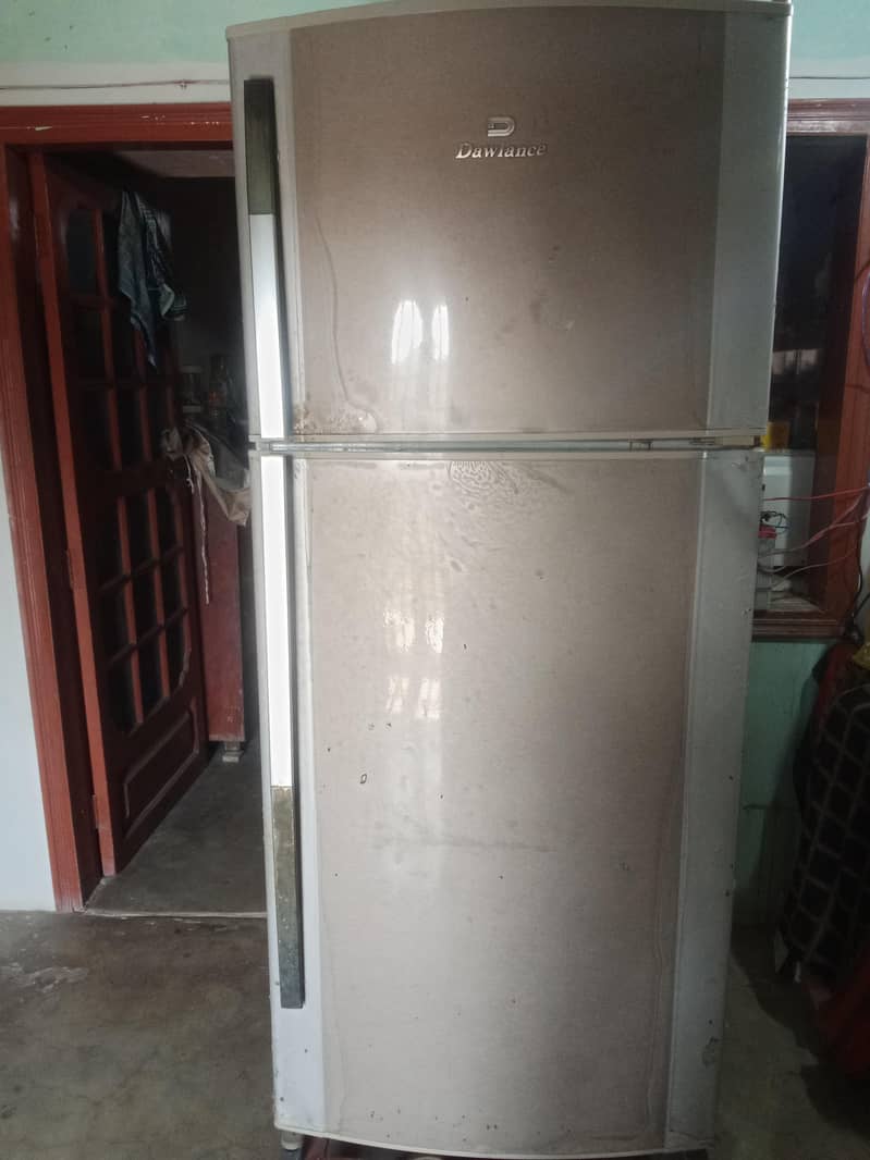 Dawlance fridge 0
