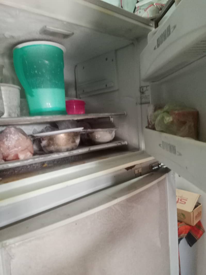 Dawlance fridge 1