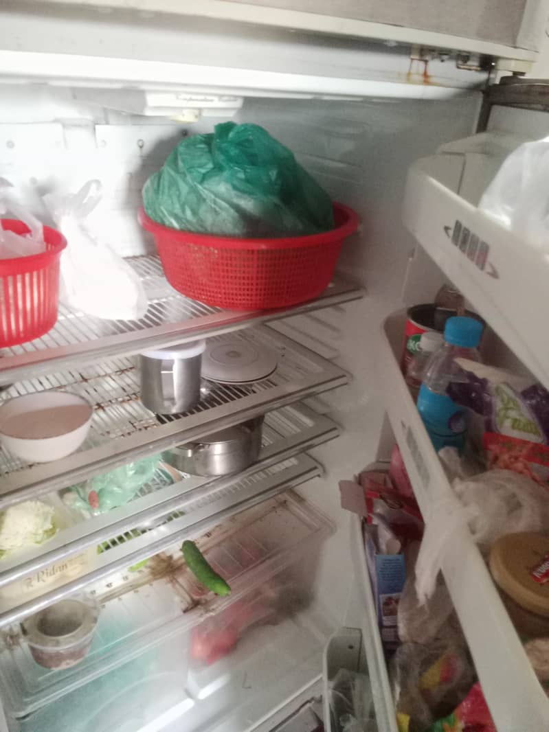 Dawlance fridge 2