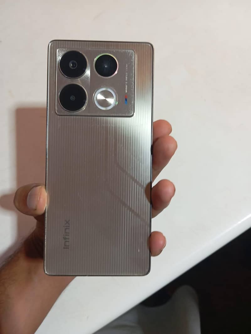 Infinix Note 40 1