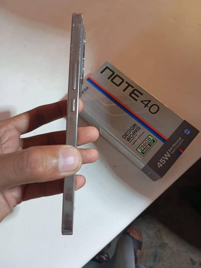Infinix Note 40 2