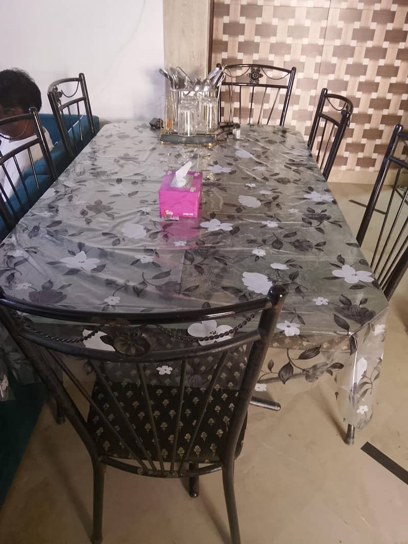 dining table 6 seater 0