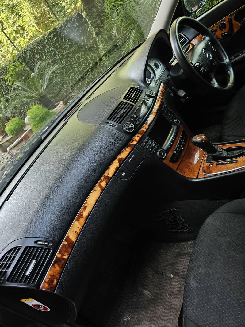 Mercedes E Class 2008 4