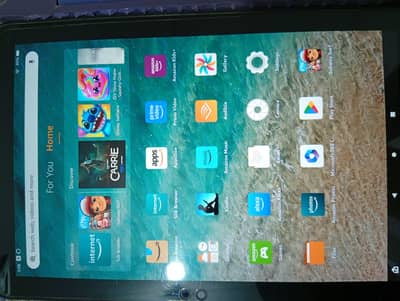 Amazon Fire HD 10 | Urgent sale | Slightly cracked