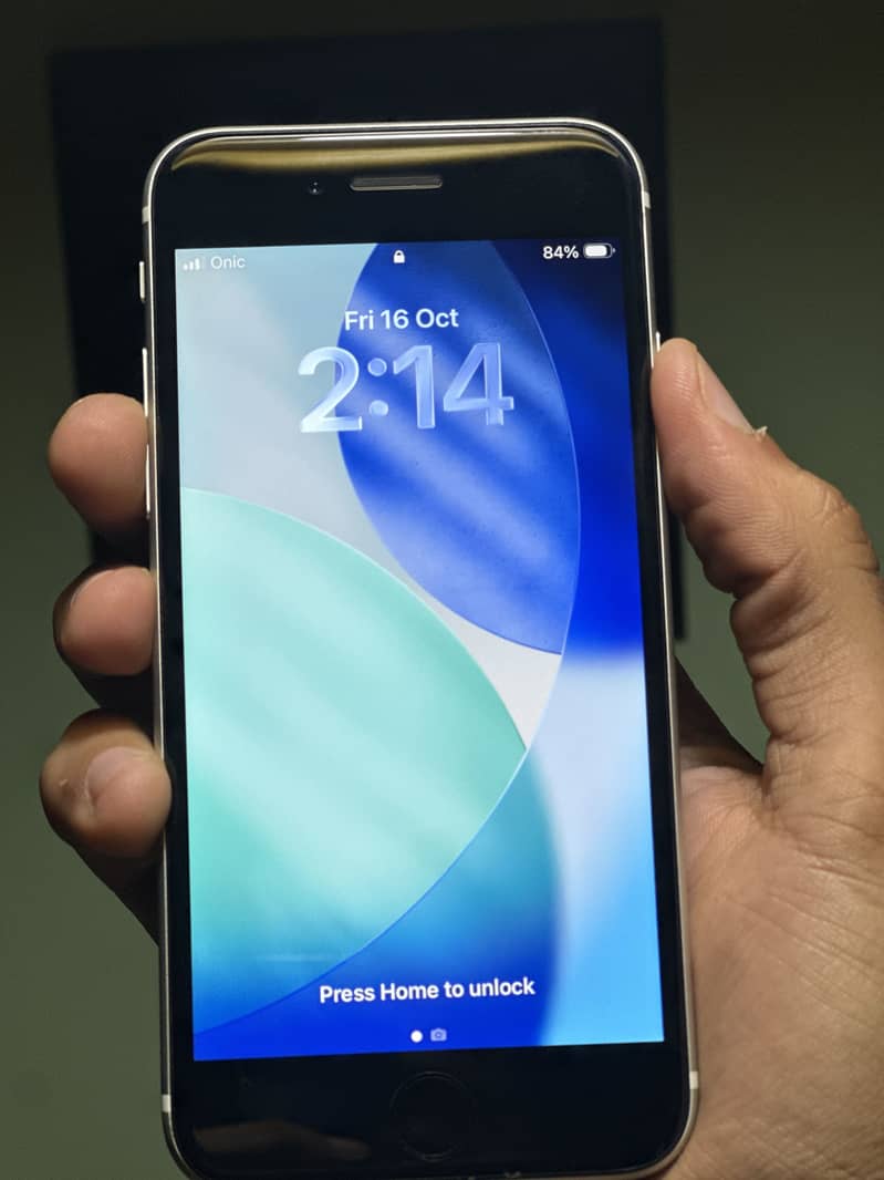Apple iPhone SE 2