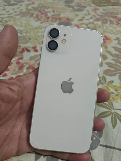 Apple iPhone 12