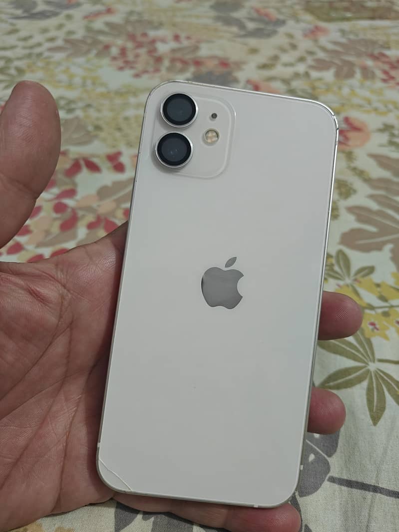 Apple iPhone 12 0