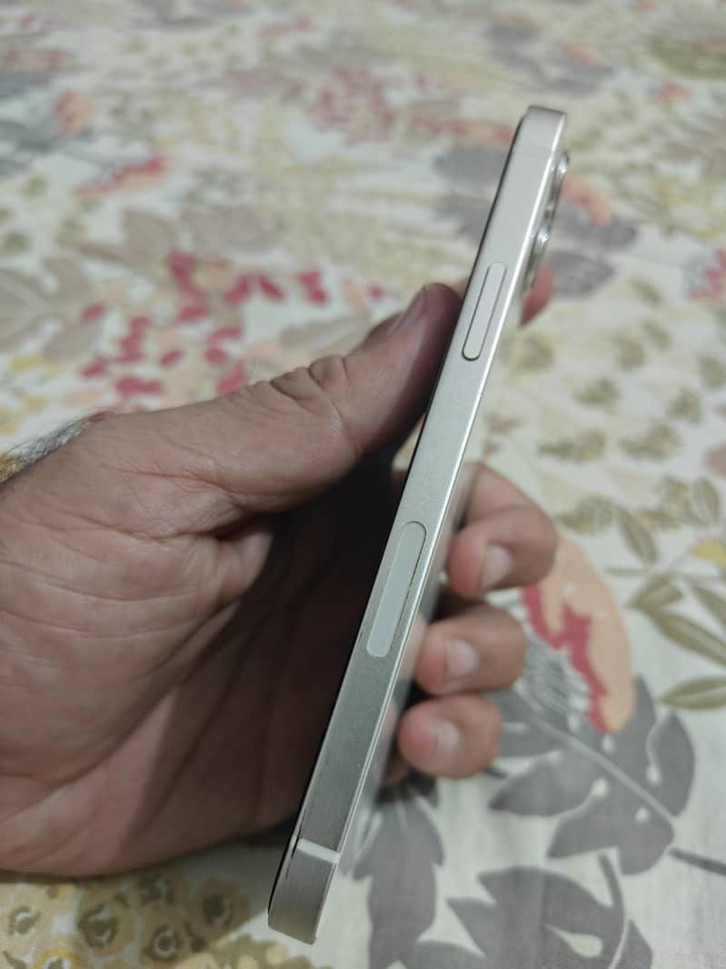 Apple iPhone 12 2
