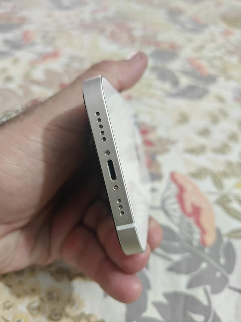 Apple iPhone 12 3