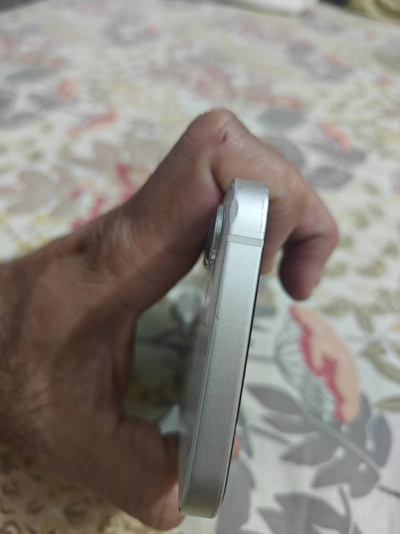 Apple iPhone 12 5
