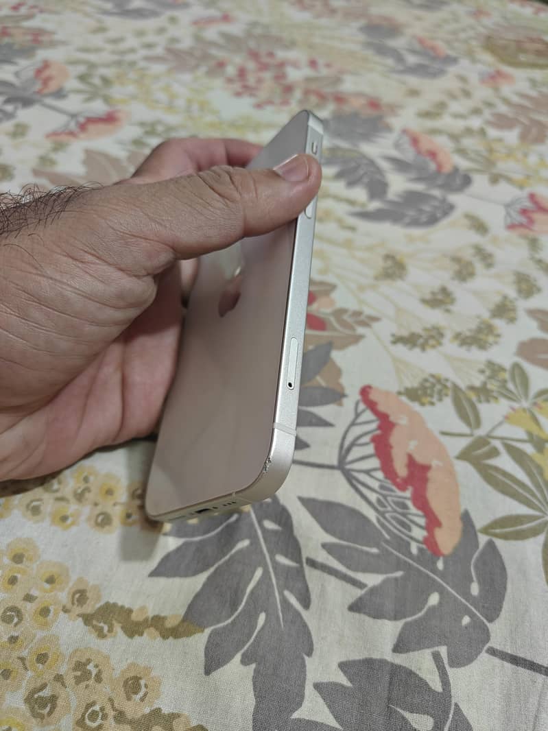 Apple iPhone 12 8